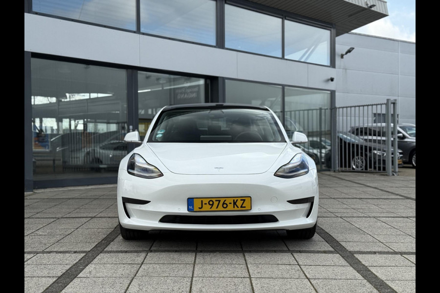 Tesla Model 3 Range Plus | Autopilot | Panorama | Leder | Navi | Autopilot | Panorama | Leder |
