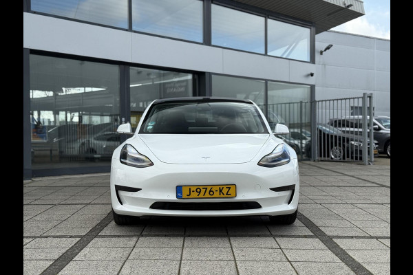 Tesla Model 3 Range Plus | Autopilot | Panorama | Leder | Navi | Autopilot | Panorama | Leder |