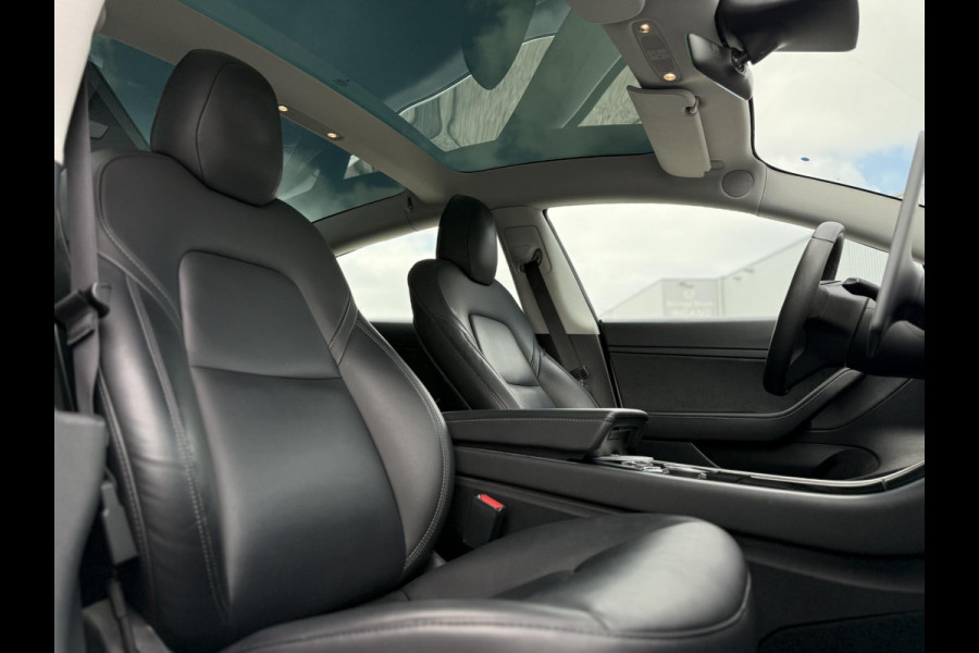 Tesla Model 3 Range Plus | Autopilot | Panorama | Leder | Navi | Autopilot | Panorama | Leder |