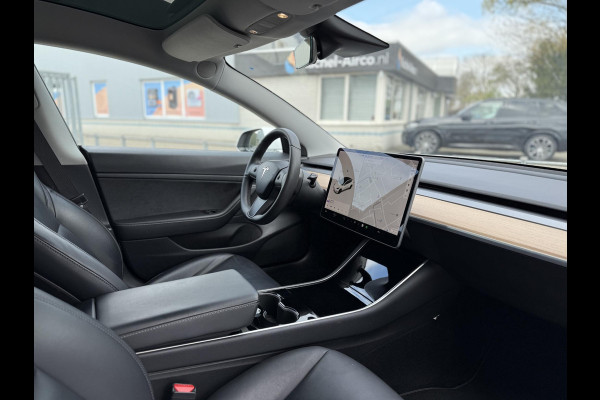 Tesla Model 3 Range Plus | Autopilot | Panorama | Leder | Navi | Autopilot | Panorama | Leder |