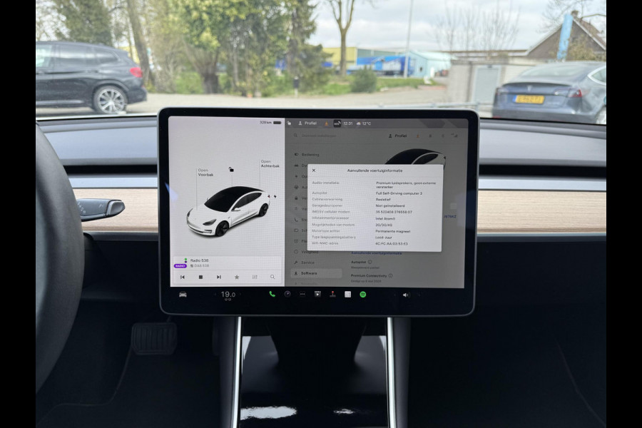 Tesla Model 3 Range Plus | Autopilot | Panorama | Leder | Navi | Autopilot | Panorama | Leder |