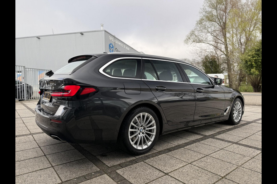 BMW 5 Serie Touring 530e Aut. High Exe New Model Navi Leder Camera
