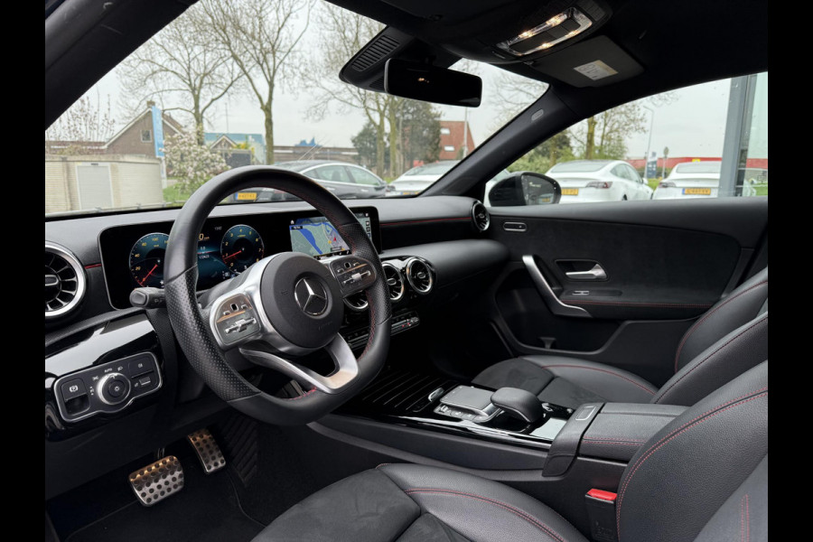 Mercedes-Benz A-Klasse 200 AMG | Navi | Camera | Apple Carplay |