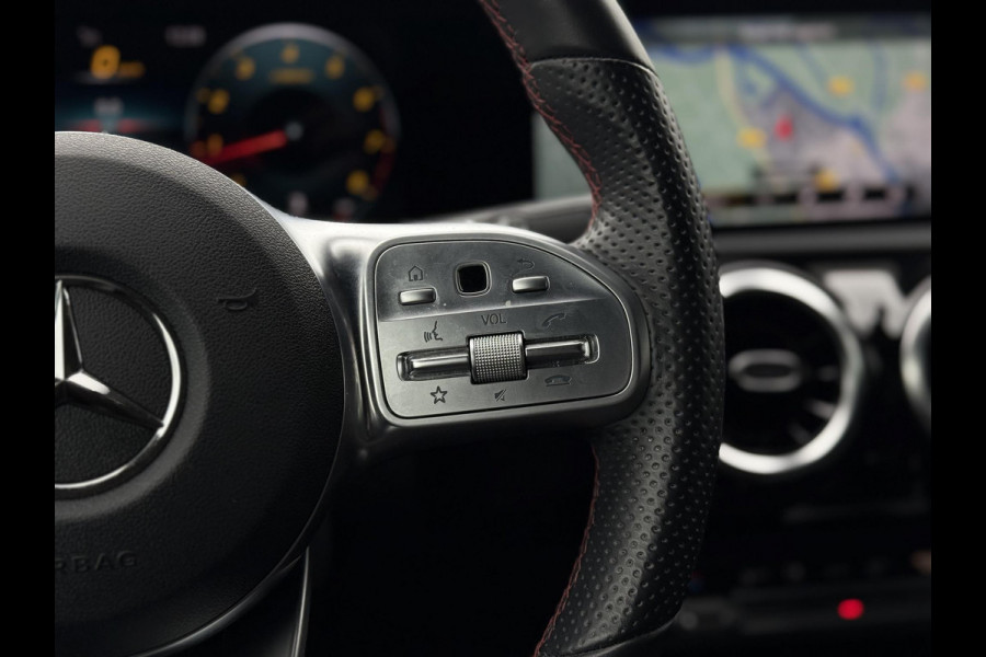 Mercedes-Benz A-Klasse 200 AMG | Navi | Camera | Apple Carplay |