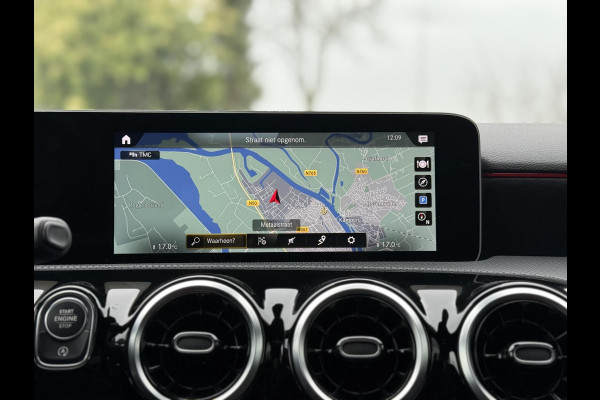 Mercedes-Benz A-Klasse 200 AMG | Navi | Camera | Apple Carplay |