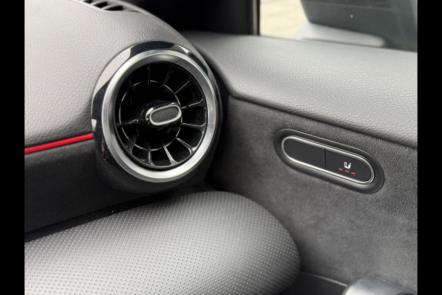 Mercedes-Benz A-Klasse 200 AMG | Navi | Camera | Apple Carplay |