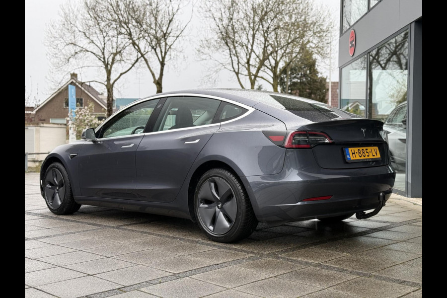 Tesla Model 3 Range Plus RWD | Autopilot | Panorama | Leder |