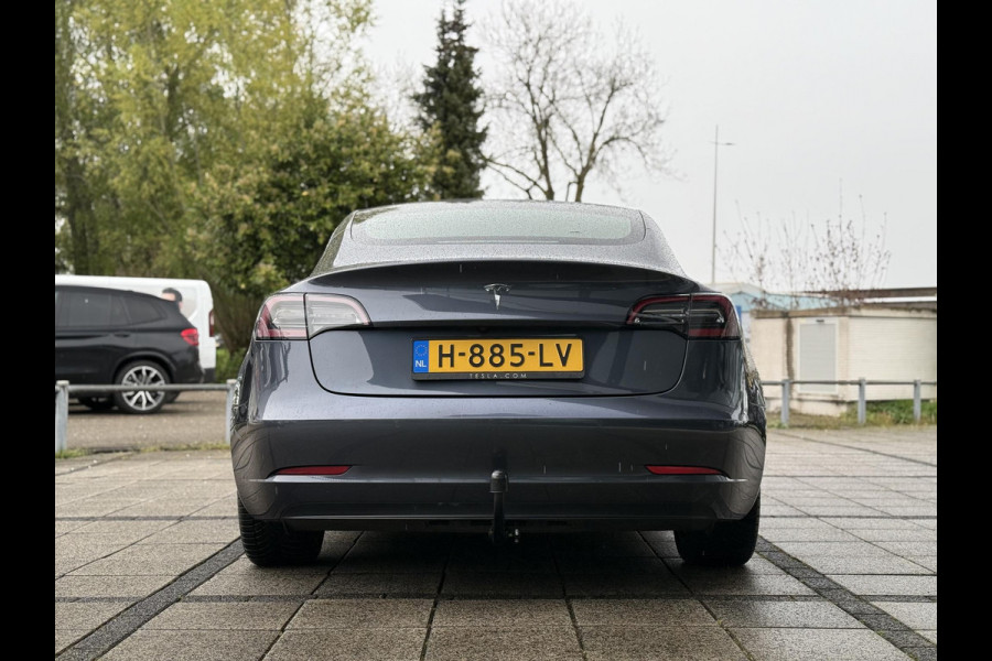 Tesla Model 3 Range Plus RWD | Autopilot | Panorama | Leder |