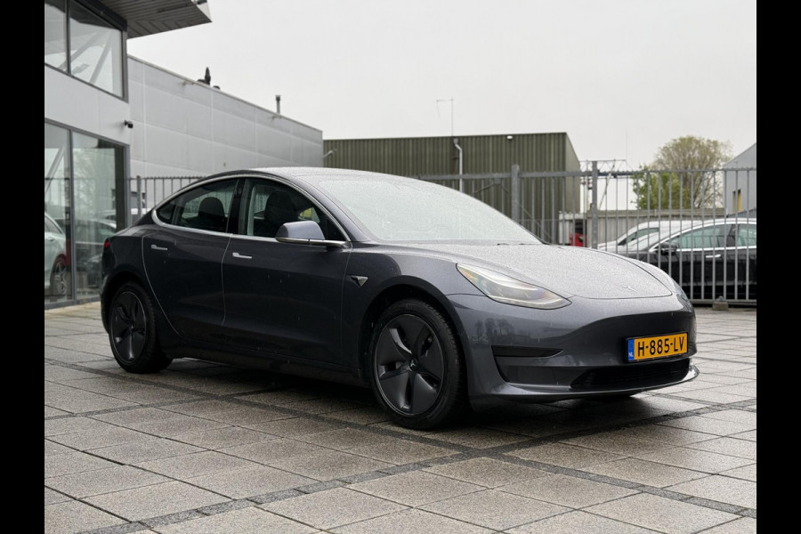 Tesla Model 3 Range Plus RWD | Autopilot | Panorama | Leder |