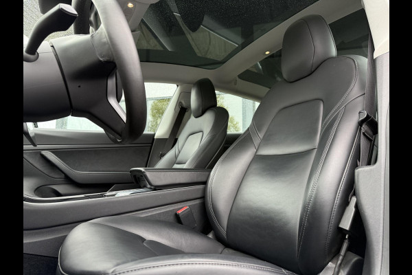 Tesla Model 3 Range Plus RWD | Autopilot | Panorama | Leder |