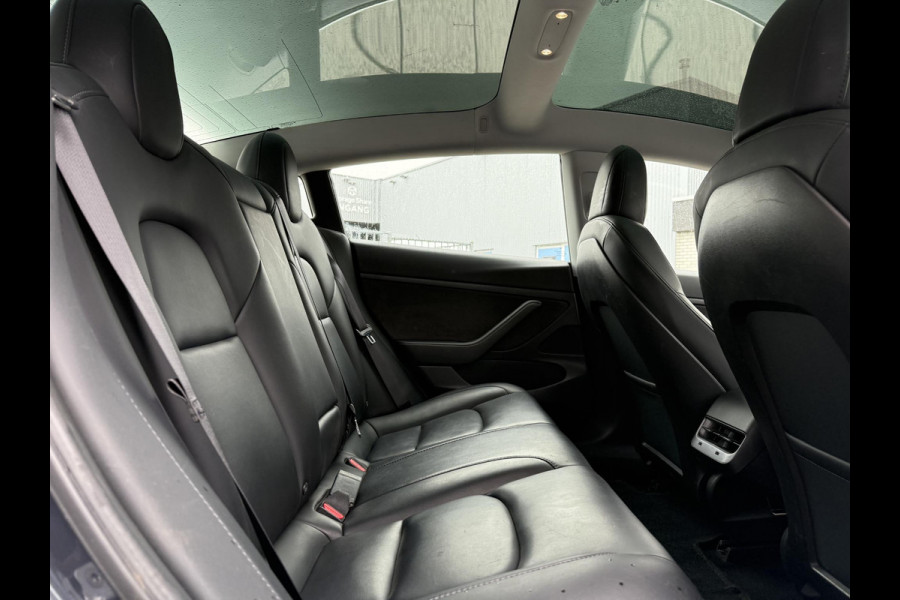 Tesla Model 3 Range Plus RWD | Autopilot | Panorama | Leder |