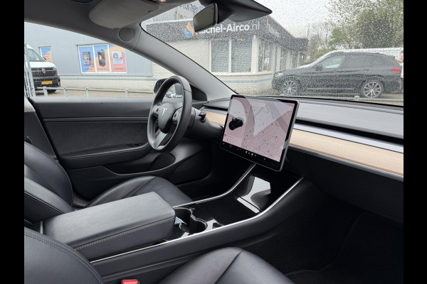 Tesla Model 3 Range Plus RWD | Autopilot | Panorama | Leder |