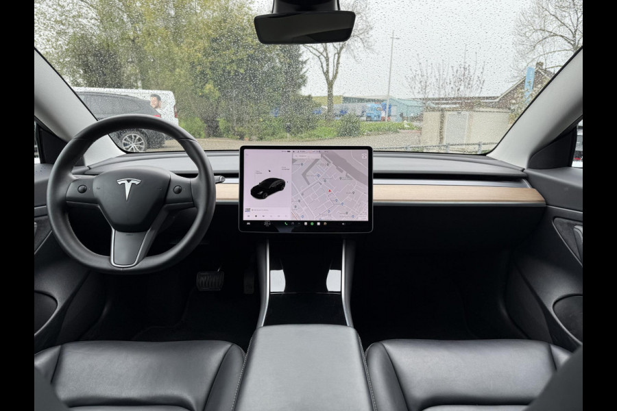 Tesla Model 3 Range Plus RWD | Autopilot | Panorama | Leder |