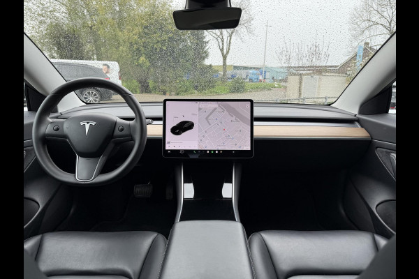 Tesla Model 3 Range Plus RWD | Autopilot | Panorama | Leder |