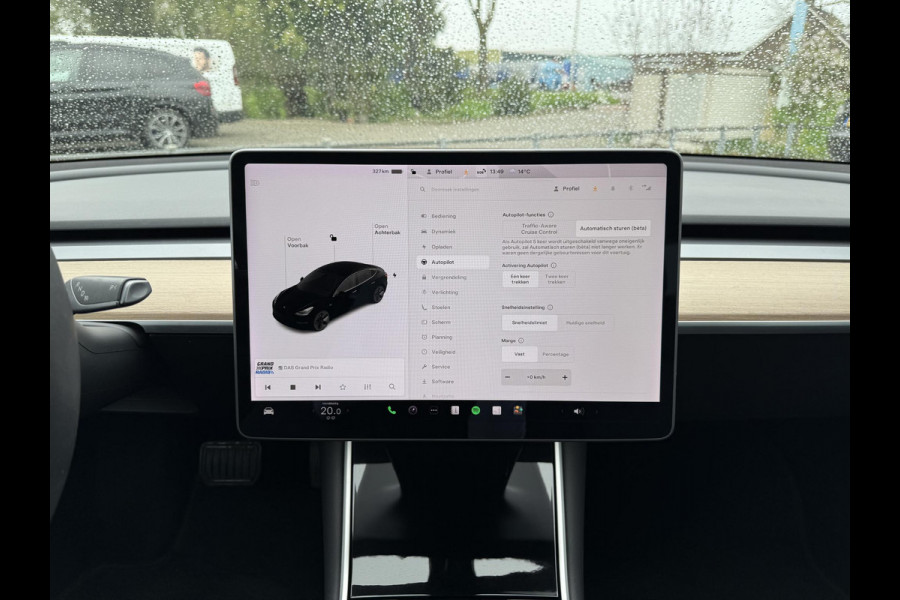 Tesla Model 3 Range Plus RWD | Autopilot | Panorama | Leder |
