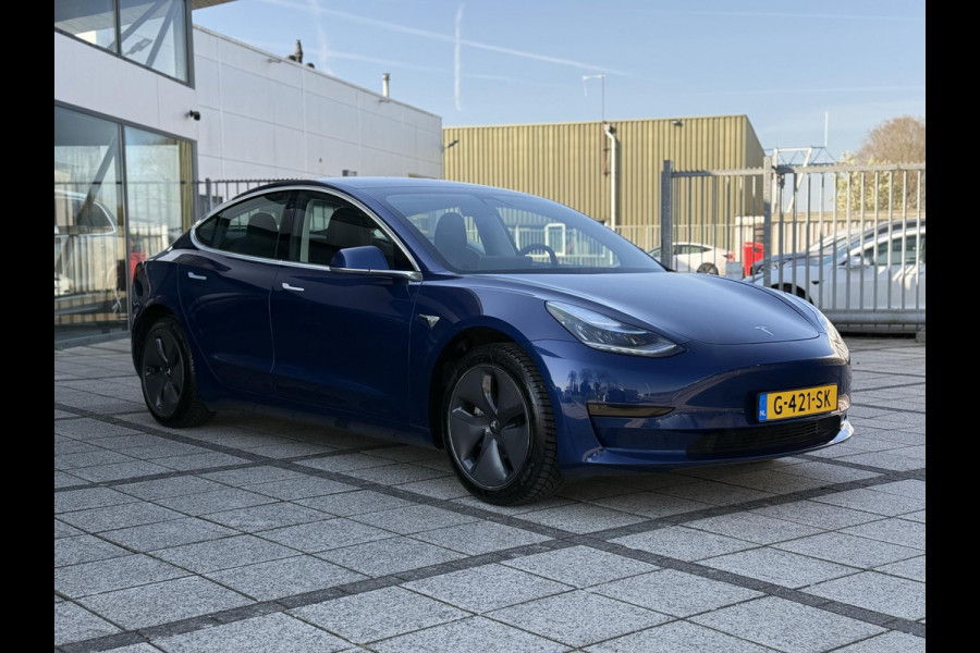 Tesla Model 3 Range Plus RWD | Autopilot | Panorama | Leder |