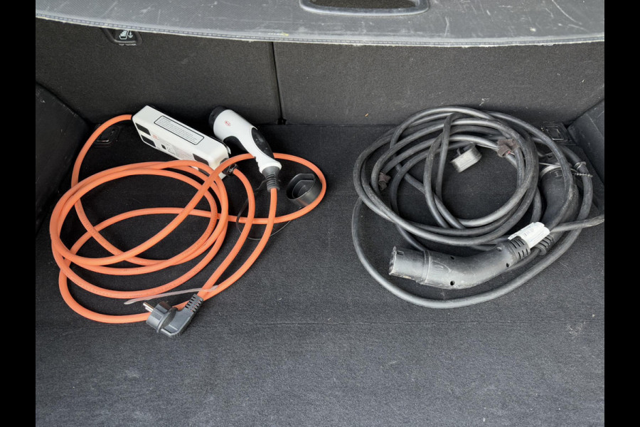 Kia e-Niro ExecutiveLine 64 kWh | Leder | Navi | Camera | JBL |