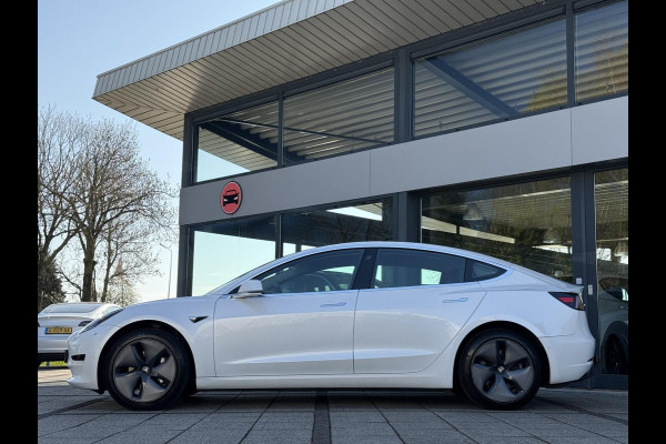 Tesla Model 3 Range Plus RWD | Autopilot | Panorama | Trekhaak |