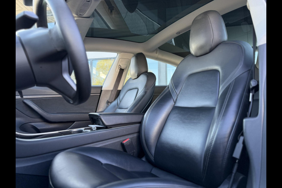 Tesla Model 3 Range Plus RWD | Autopilot | Panorama | Trekhaak |