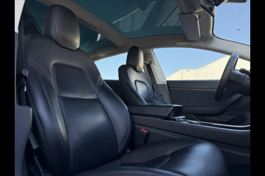 Tesla Model 3 Range Plus RWD | Autopilot | Panorama | Trekhaak |