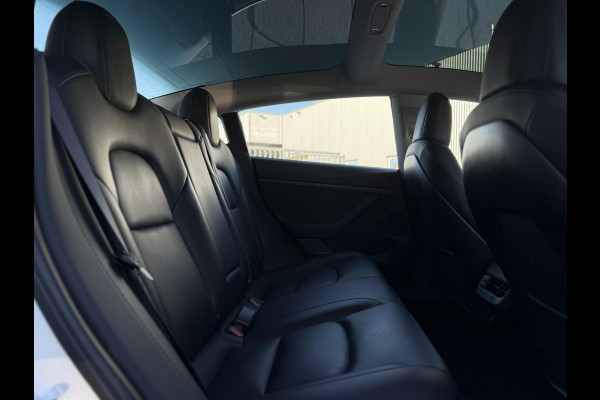 Tesla Model 3 Range Plus RWD | Autopilot | Panorama | Trekhaak |