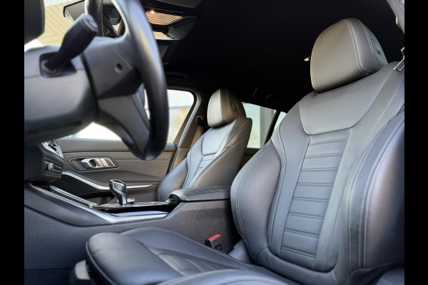BMW 3 Serie Touring 318i Aut. High Executive Ed. | Live Cockpit | Apple Carplay | Trekhaak |