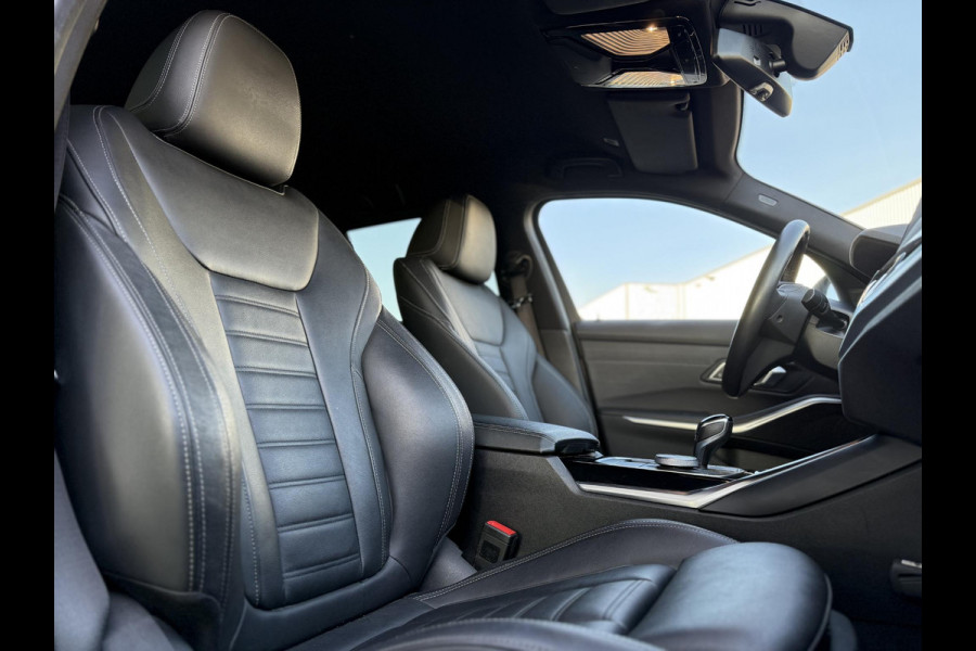 BMW 3 Serie Touring 318i Aut. High Executive Ed. | Live Cockpit | Apple Carplay | Trekhaak |