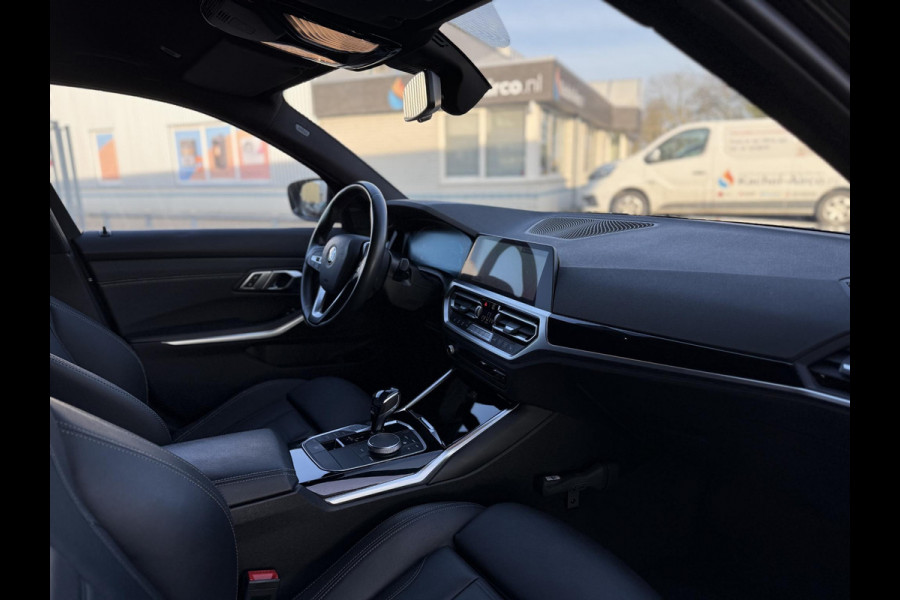 BMW 3 Serie Touring 318i Aut. High Executive Ed. | Live Cockpit | Apple Carplay | Trekhaak |