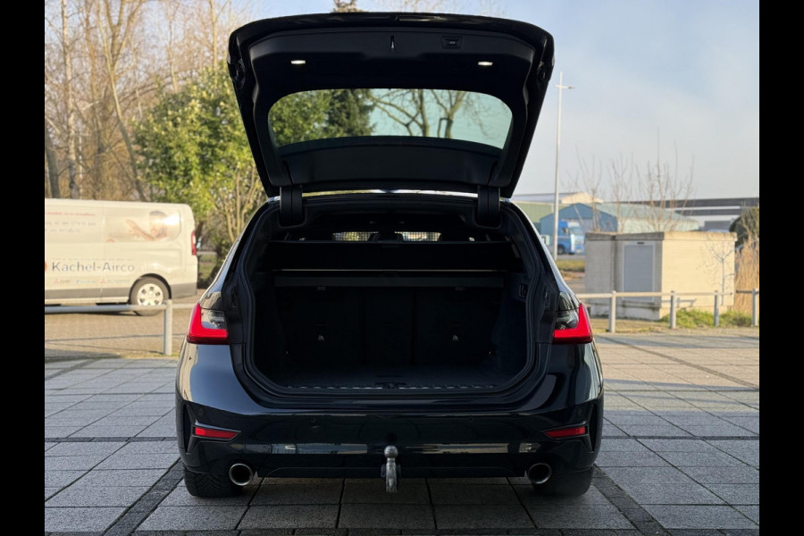 BMW 3 Serie Touring 318i Aut. High Executive Ed. | Live Cockpit | Apple Carplay | Trekhaak |