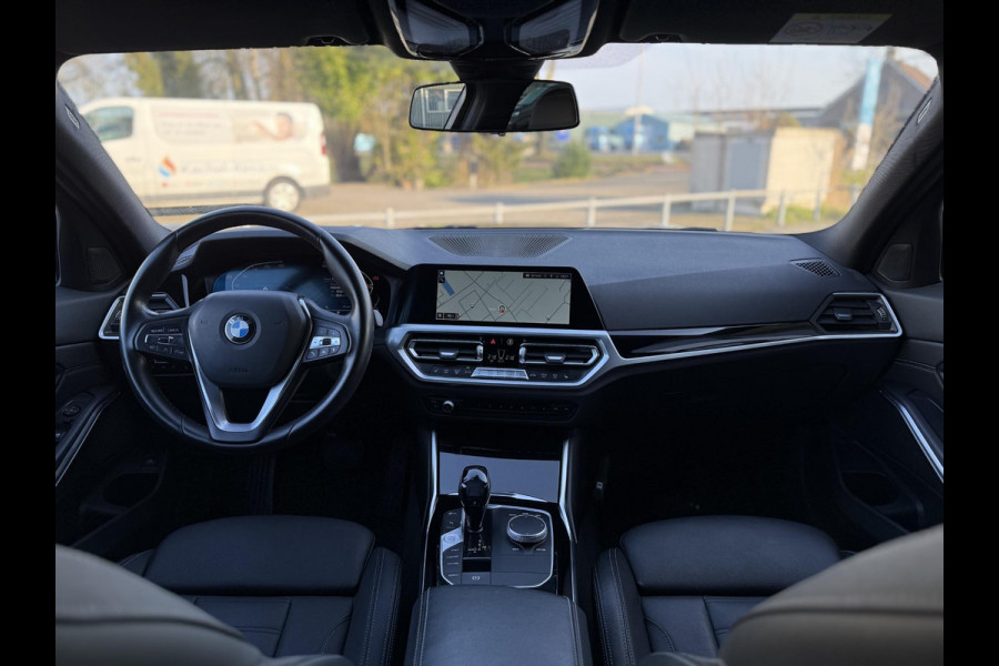 BMW 3 Serie Touring 318i Aut. High Executive Ed. | Live Cockpit | Apple Carplay | Trekhaak |