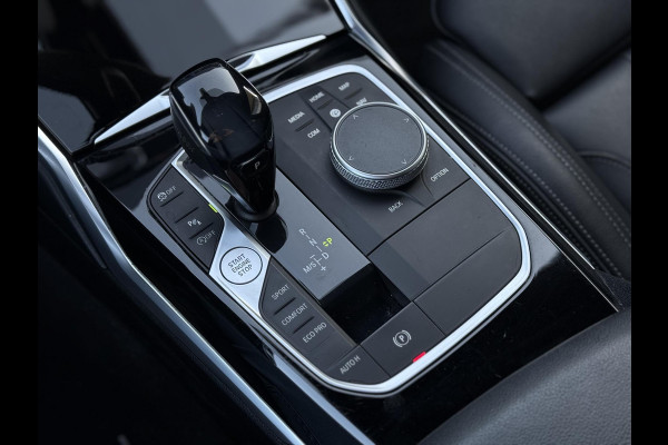 BMW 3 Serie Touring 318i Aut. High Executive Ed. | Live Cockpit | Apple Carplay | Trekhaak |