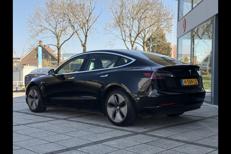 Tesla Model 3 Range Plus | Autopilot | Panorama | Leder | Navi | Camera