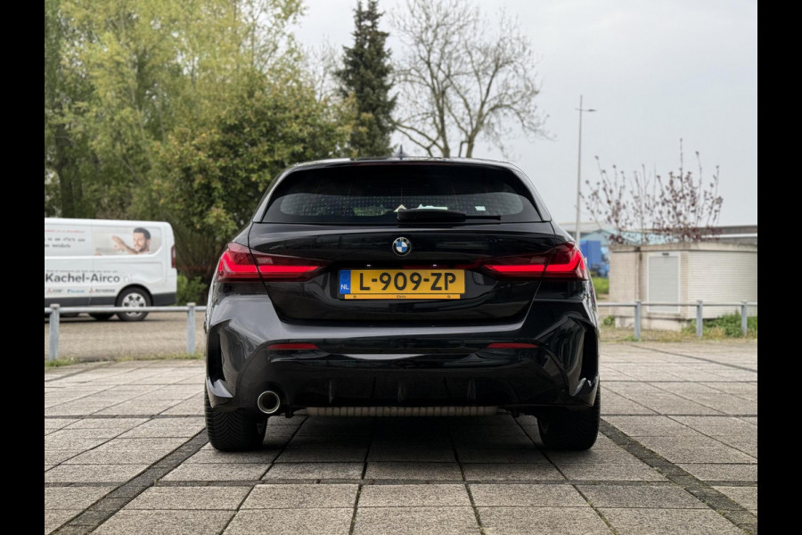 BMW 1-serie 118i M-Sport | Leder | Apple Carplay | Live Cockpit |