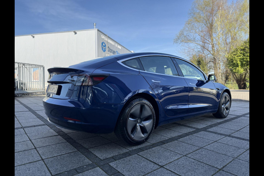 Tesla Model 3 Range Plus | Autopilot | Panorama | Leder | Navi | Camera