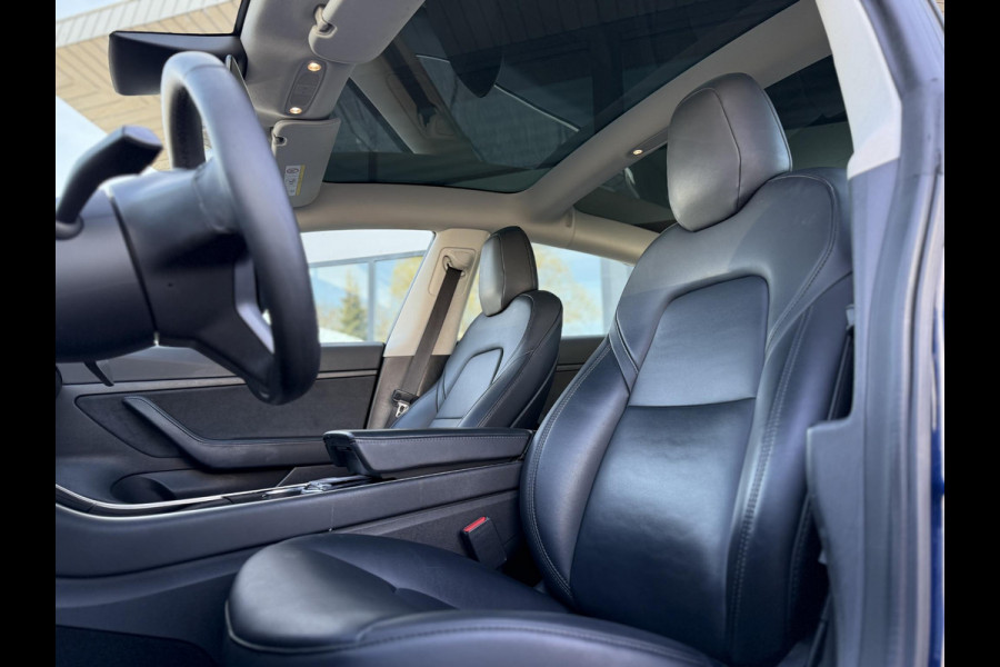 Tesla Model 3 Range Plus | Autopilot | Panorama | Leder | Navi | Camera