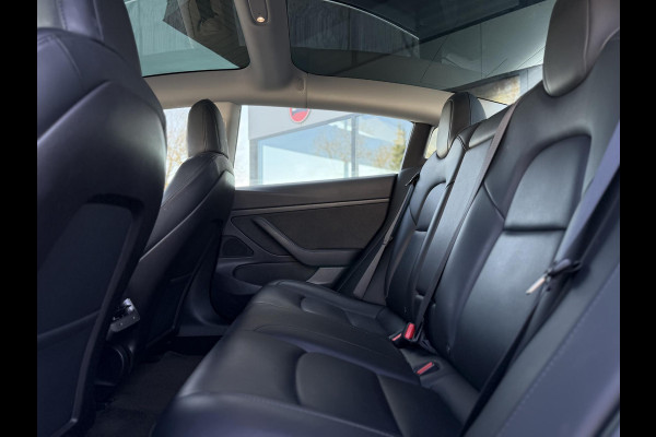 Tesla Model 3 Range Plus | Autopilot | Panorama | Leder | Navi | Camera