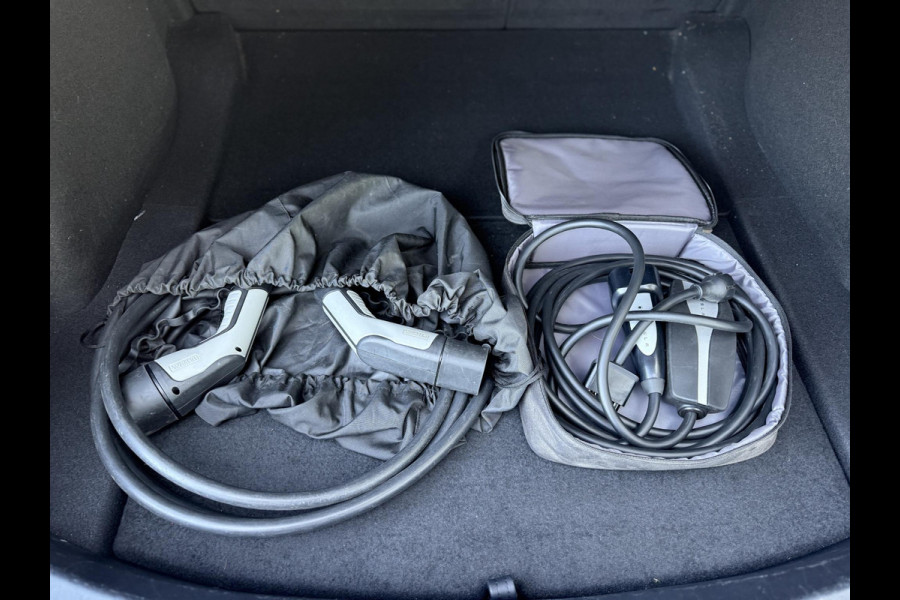 Tesla Model 3 Range Plus | Autopilot | Panorama | Leder | Navi | Camera
