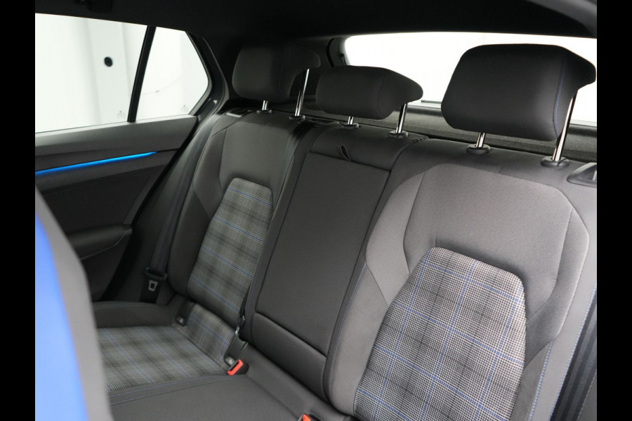 Volkswagen Golf GTE 245pk Plug In Hybrid DSG PHEV | Adaptive Cruise | Carplay | LED | Navigatie | Sfeerverlichting | Stoelverwarming |