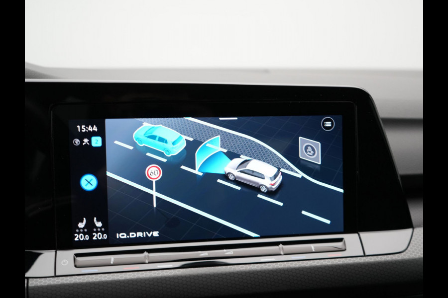 Volkswagen Golf GTE 245pk Plug In Hybrid DSG PHEV | Adaptive Cruise | Carplay | LED | Navigatie | Sfeerverlichting | Stoelverwarming |