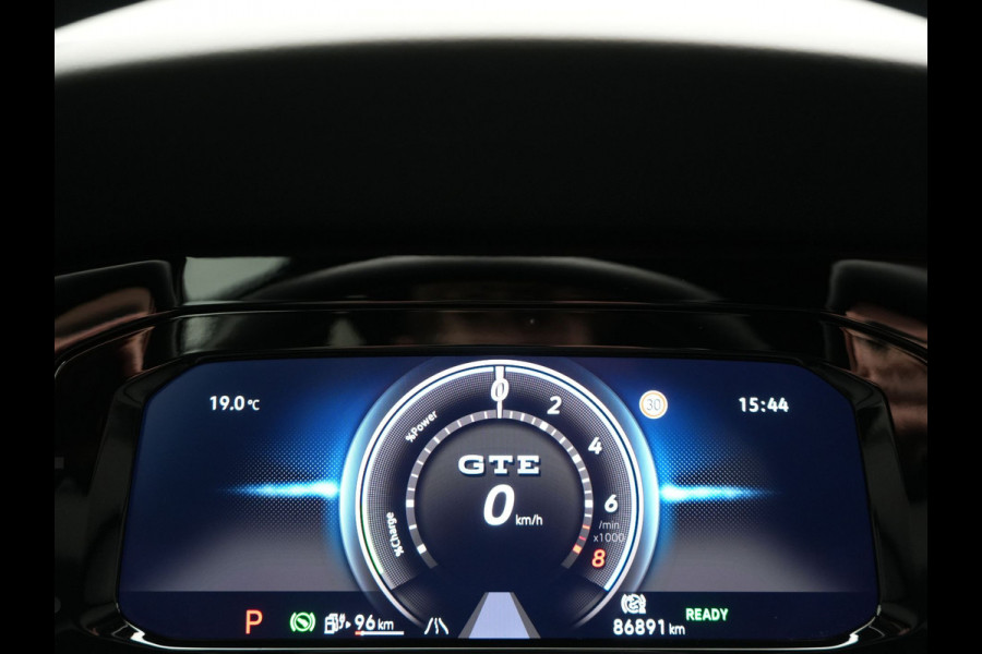 Volkswagen Golf GTE 245pk Plug In Hybrid DSG PHEV | Adaptive Cruise | Carplay | LED | Navigatie | Sfeerverlichting | Stoelverwarming |