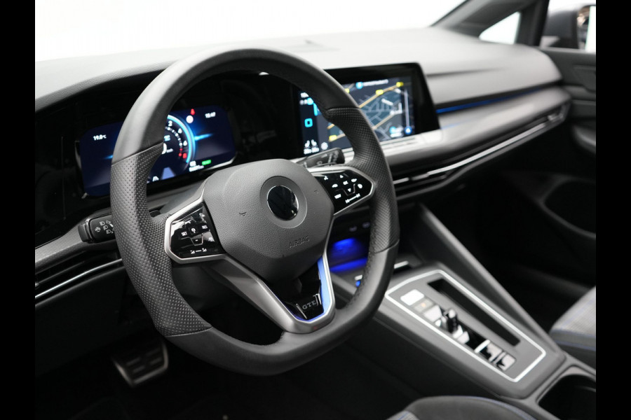 Volkswagen Golf GTE 245pk Plug In Hybrid DSG PHEV | Adaptive Cruise | Carplay | LED | Navigatie | Sfeerverlichting | Stoelverwarming |