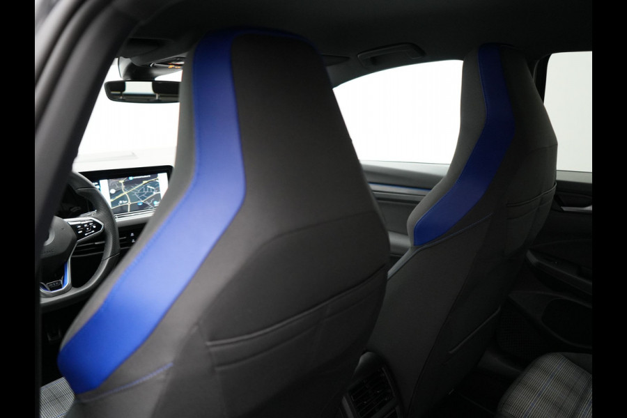 Volkswagen Golf GTE 245pk Plug In Hybrid DSG PHEV | Adaptive Cruise | Carplay | LED | Navigatie | Sfeerverlichting | Stoelverwarming |