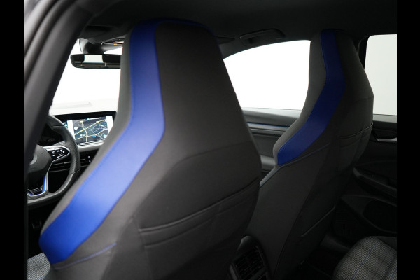 Volkswagen Golf GTE 245pk Plug In Hybrid DSG PHEV | Adaptive Cruise | Carplay | LED | Navigatie | Sfeerverlichting | Stoelverwarming |