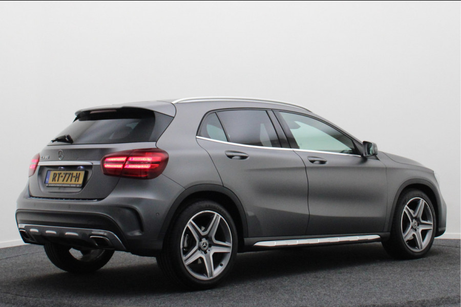 Mercedes-Benz GLA 180 Business Solution AMG Automaat, LED, Navigatie, Camera, Climate, Trekhaak, 19"