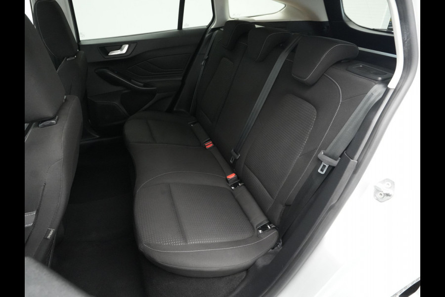 Ford FOCUS Wagon 1.0 EcoBoost Hybrid Connected Winterpakket Navigatie Clima Cruise 109