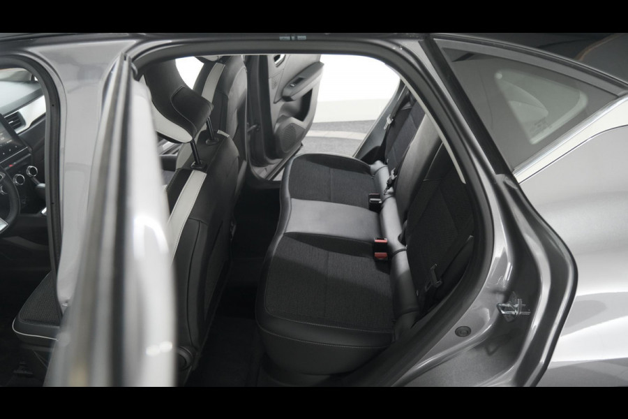 Renault Captur Mild Hybrid 140 EDC Techno | Apple Carplay | Parkeersensoren | Climate Control