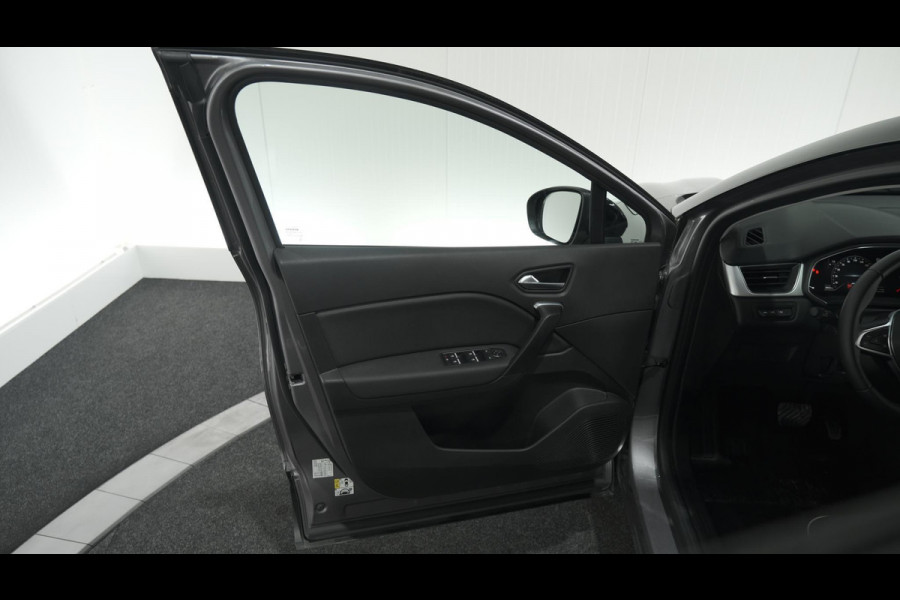 Renault Captur Mild Hybrid 140 EDC Techno | Apple Carplay | Parkeersensoren | Climate Control