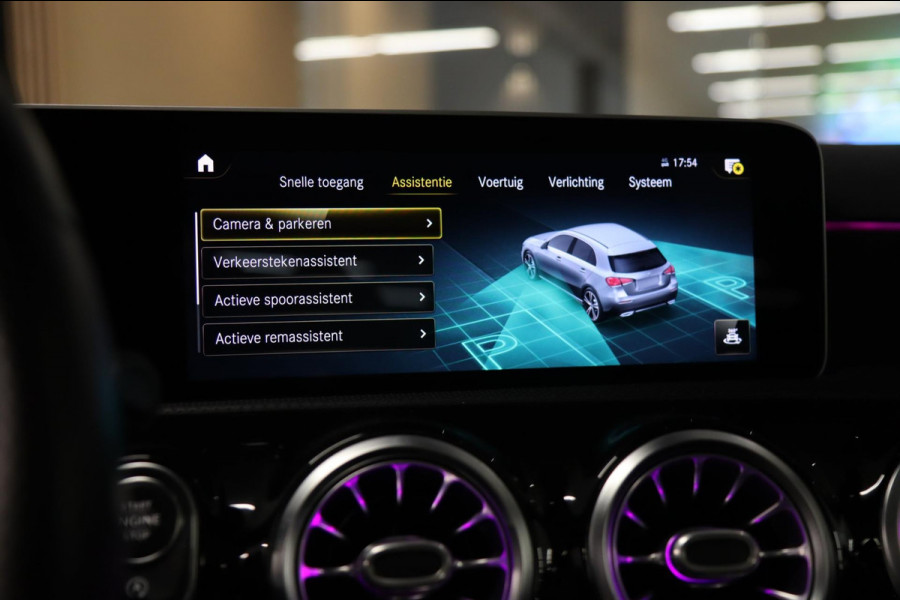 Mercedes-Benz A-Klasse 200 AMG /PANO/NIGHT/SFEERV/CAMERA/VOL