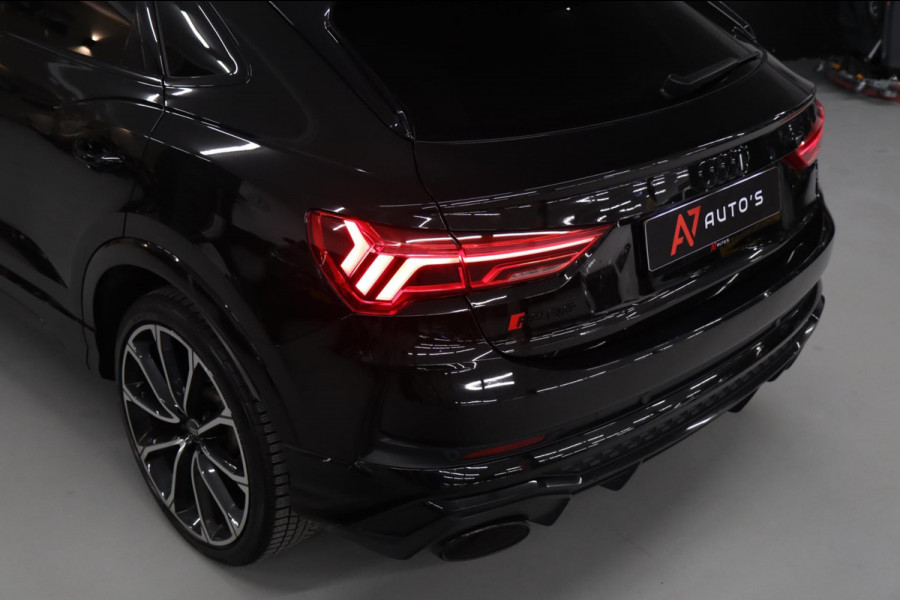 Audi RSQ3 Sportback TFSI RS Pano/Sonos/Camera/Carplay/RSStoelen/BOMVOL