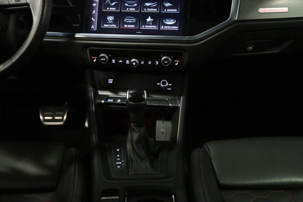 Audi RSQ3 Sportback TFSI RS Pano/Sonos/Camera/Carplay/RSStoelen/BOMVOL